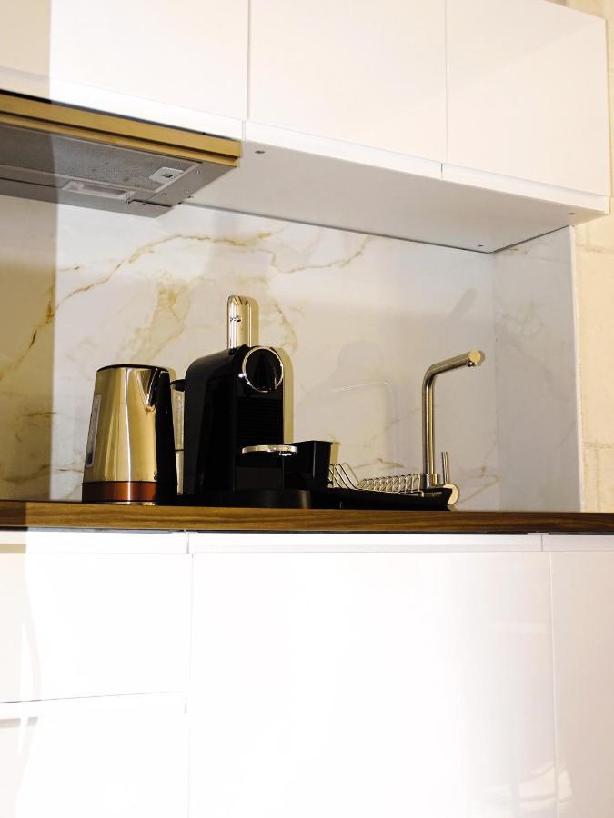 Augustins Fountain Studio Cosy Aix Centre Historique A 3 Minutes De Cours Mirabeau -Wifi-Smart Tv-Rue Calme Aix-en-Provence Luaran gambar