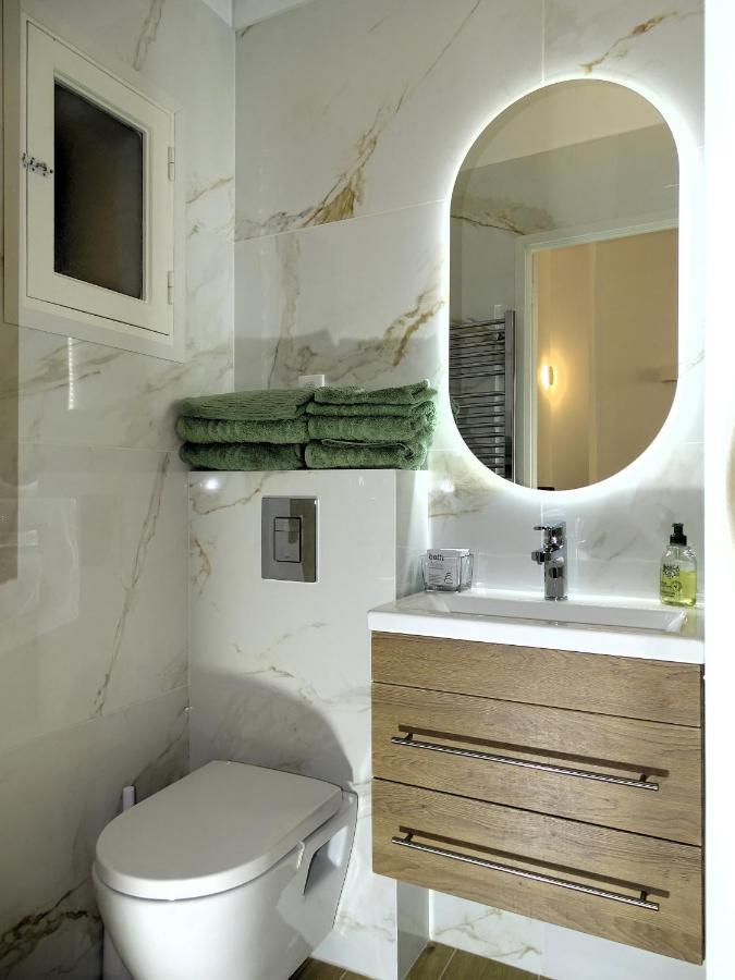 Augustins Fountain Studio Cosy Aix Centre Historique A 3 Minutes De Cours Mirabeau -Wifi-Smart Tv-Rue Calme Aix-en-Provence Luaran gambar